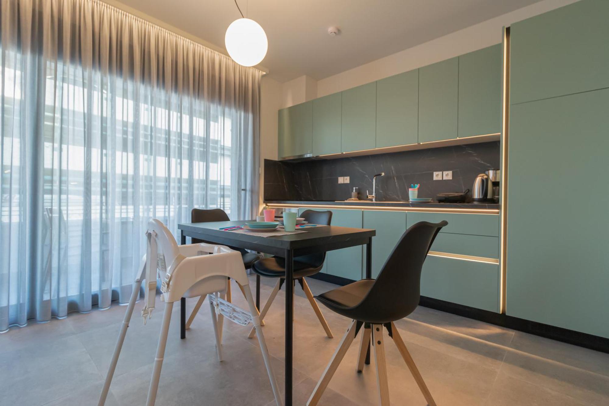 Aeson Premium Living Aparthotel Volos Exterior foto